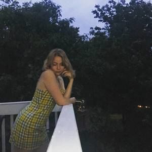 Meet your Posher, Abby